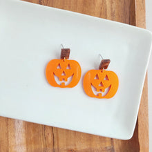 Load image into Gallery viewer, Cute Pumpkin Halloween Earrings